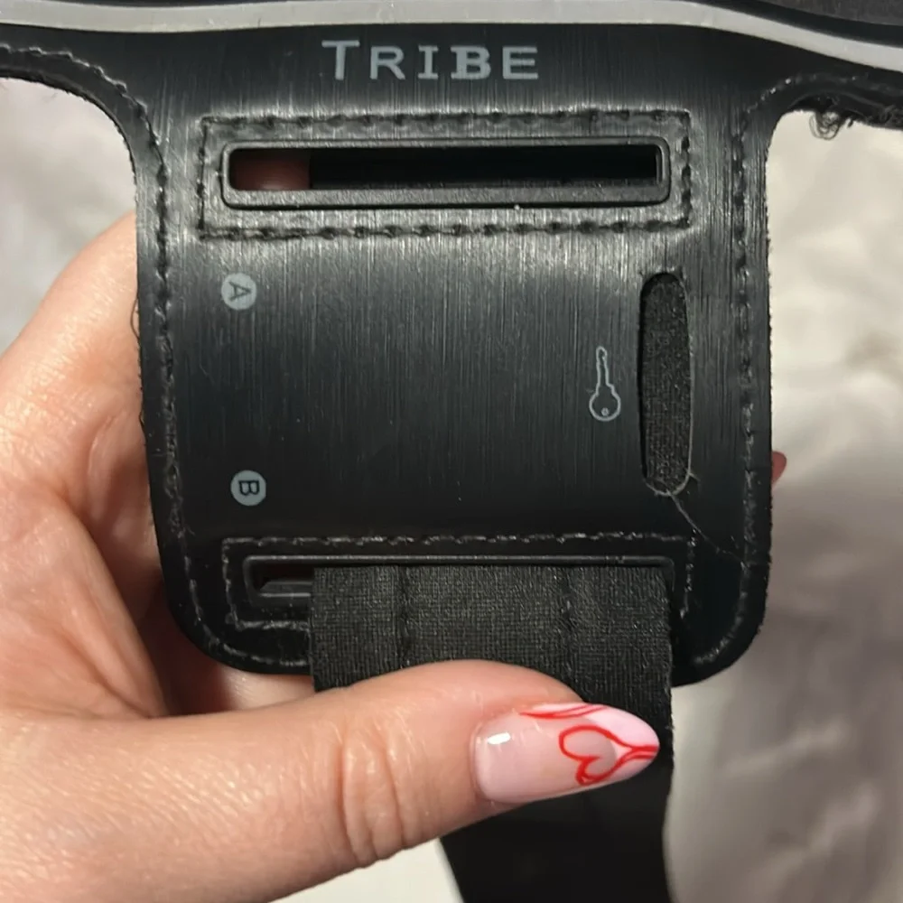 Tribe Black Exercise phone & Keys Holder Arm Cuff